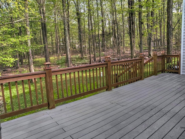 9105 Belvedere Rd, Tobyhanna, PA 18466 - view of deck