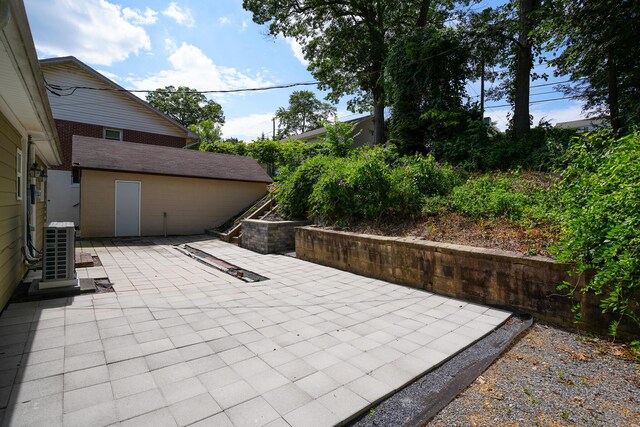 569 Lafayette Ave, Palmerton, PA 18071 - view of patio / terrace