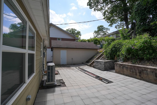 569 Lafayette Ave, Palmerton, PA 18071 - view of patio