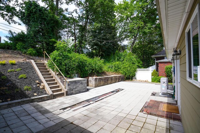 569 Lafayette Ave, Palmerton, PA 18071 - view of patio with stairway