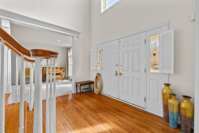 255 Rising Meadow Way E, Stroudsburg, PA 18302 - entrance foyer with wood finished floors and a high ceiling