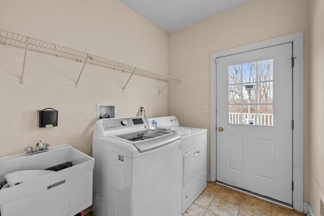 255 Rising Meadow Way E, Stroudsburg, PA 18302 - washroom with washer and dryer
