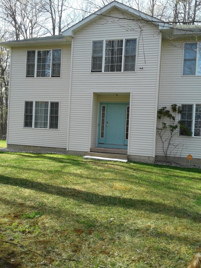 2852 Oak View Ln, Tobyhanna, PA 18466 - view of front of home featuring a front lawn