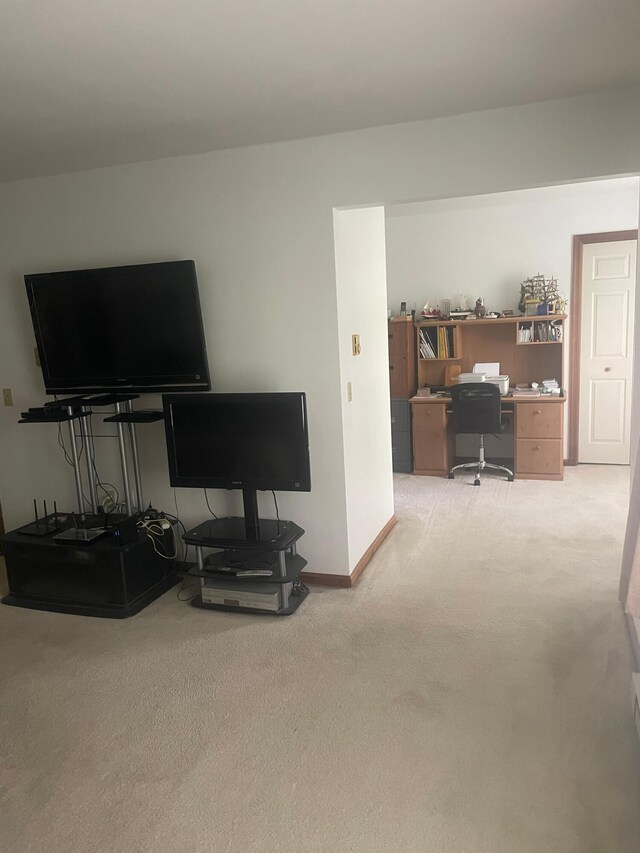 2852 Oak View Ln, Tobyhanna, PA 18466 - living room with carpet floors and a desk