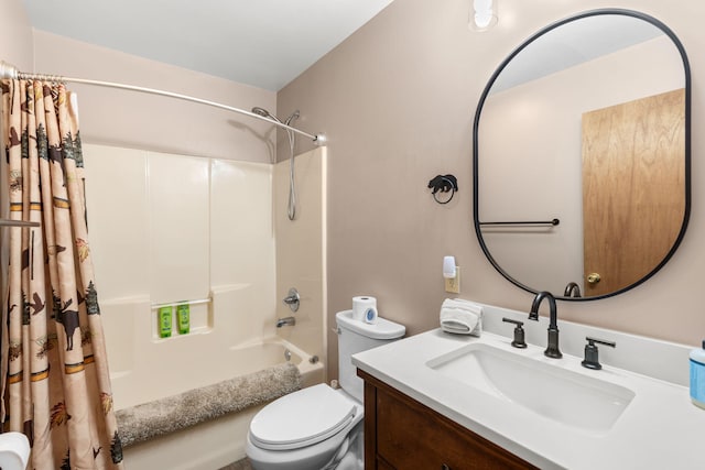 bathroom with toilet, shower / bath combo with shower curtain, and vanity