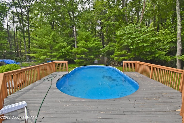 386 Camelback Rd, Tannersville, PA 18372 - outdoor pool featuring a deck