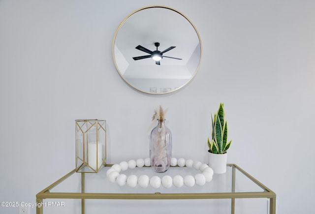 interior details with a ceiling fan