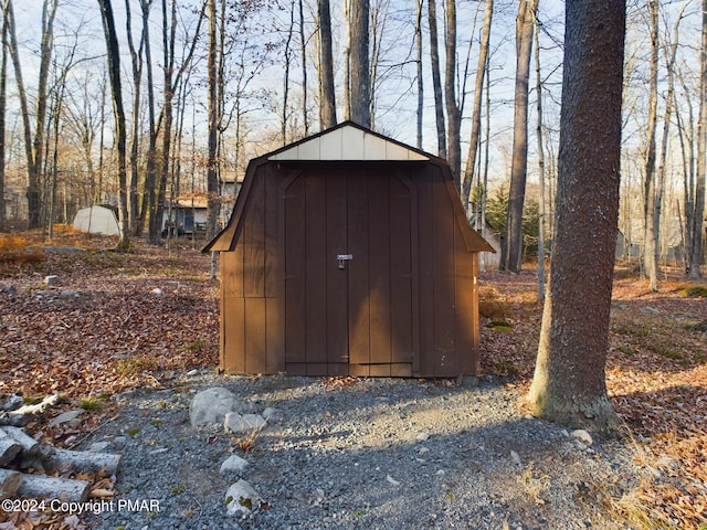 view of outdoor structure