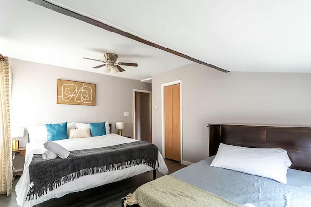 bedroom with a ceiling fan and wood finished floors