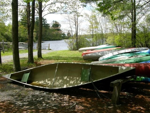 view of property's community featuring a water view