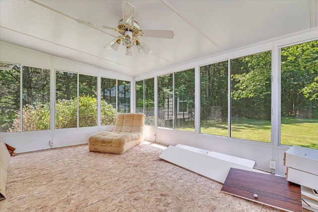 207 Scenic Dr, Kunkletown, PA 18058 - unfurnished sunroom featuring ceiling fan