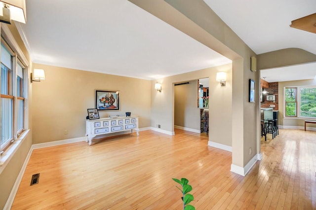 938 Meadow Cir, Bethlehem, PA 18017 - living area featuring light wood finished floors and baseboards