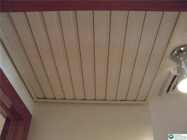 829 E Main St, Weatherly, PA 18255 - detailed view of radiator heating unit