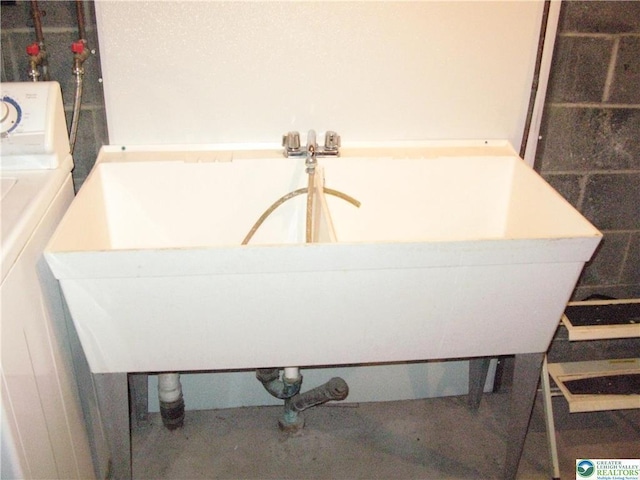 829 E Main St, Weatherly, PA 18255 - bathroom featuring a sink and washer / clothes dryer