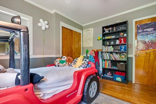 742 White Oak Rd, Cresco, PA 18326 - bedroom featuring wood finished floors and crown molding