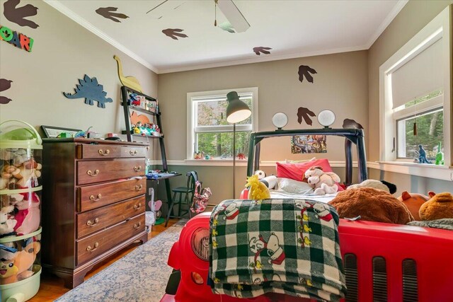 742 White Oak Rd, Cresco, PA 18326 - bedroom featuring wood finished floors, crown molding, and ceiling fan