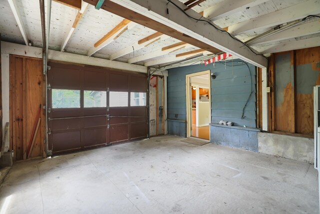 157 Hollow Rd, East Stroudsburg, PA 18302 - view of garage