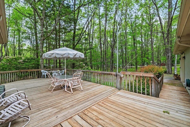 1371 Brian Ln, Effort, PA 18330 - deck with outdoor dining space