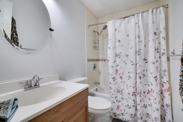 354 Fawn Rd, Pocono Lake, PA 18347 - bathroom featuring vanity and shower / tub combo with curtain