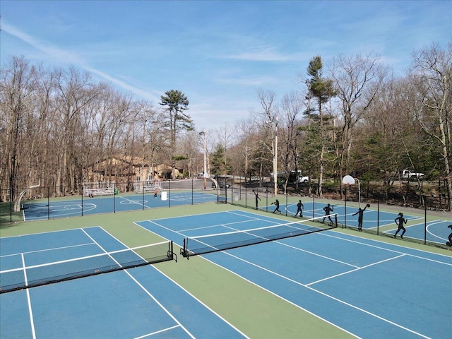 3206 Stonehenge Dr, East Stroudsburg, PA 18301 - view of tennis court with fence and community basketball court