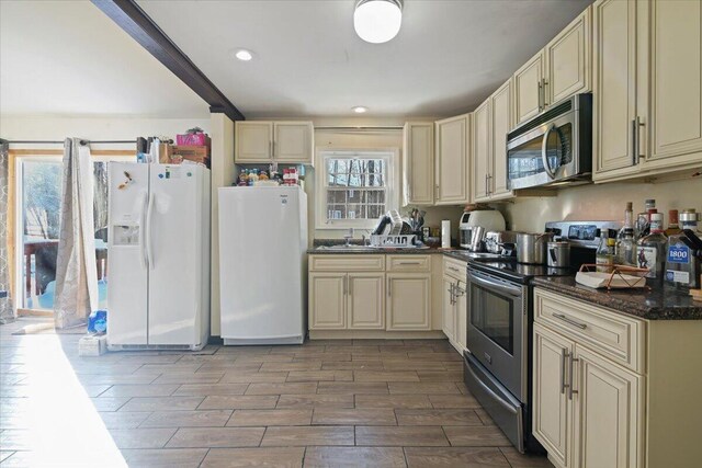 210 Oakenshield Dr, Tamiment, PA 18371 - photo 17