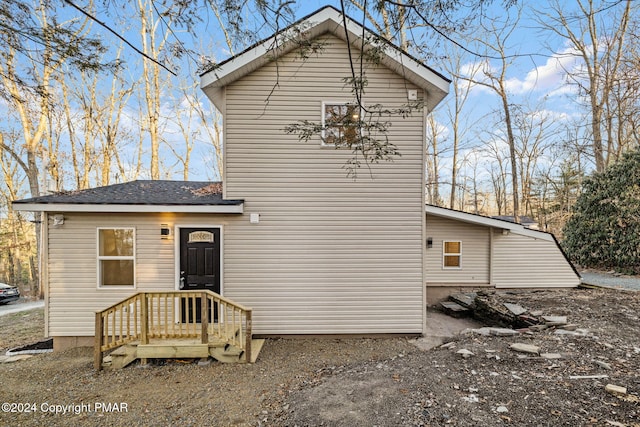 410 Sunset Forest Dr, Hawley PA, 18428, 3 bedrooms, 3.5 baths house for sale