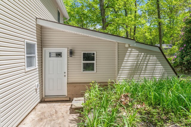 410 Sunset Forest Dr, Hawley, PA 18428 - view of property entrance