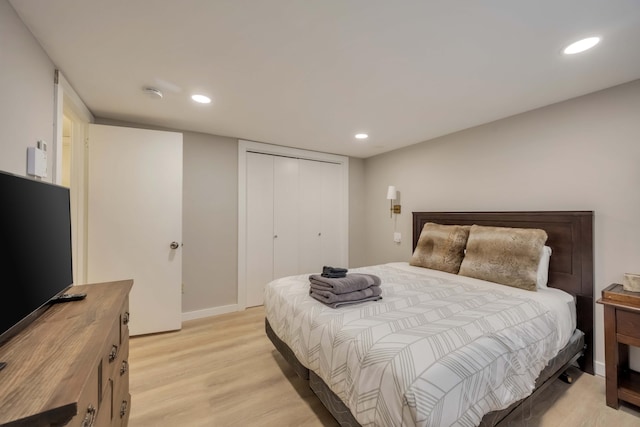 130 Cross Country Ln, Tannersville, PA 18372 - bedroom featuring light wood-style flooring, recessed lighting, baseboards, and a closet