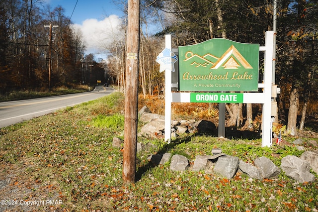 256 Owassa Dr, Pocono Lake, PA 18347