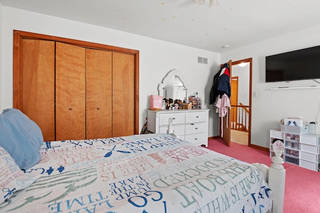 60 Arbutus Ln, East Stroudsburg, PA 18302 - carpeted bedroom featuring baseboards and a closet