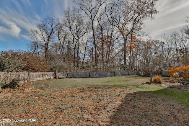 3310 Hazen Ave, Roseto, PA 18013 - view of yard featuring a fenced backyard