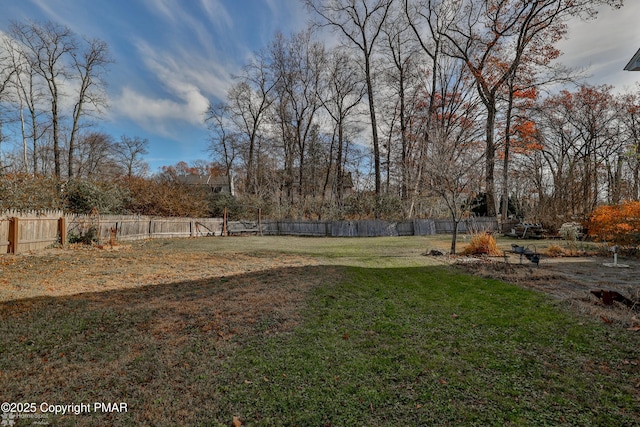 3310 Hazen Ave, Roseto, PA 18013 - view of yard with a fenced backyard