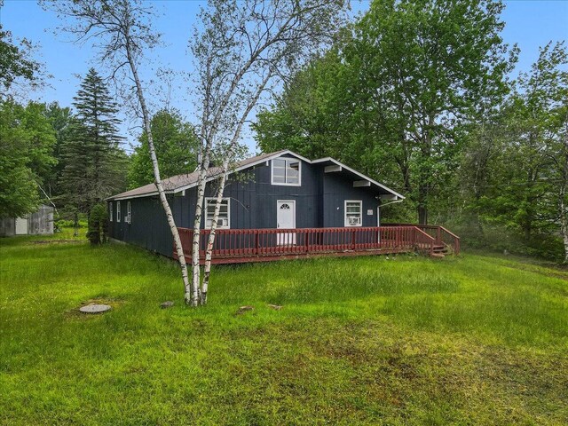 725 Clearview Dr, Long Pond, PA 18334 - view of front of home featuring a deck