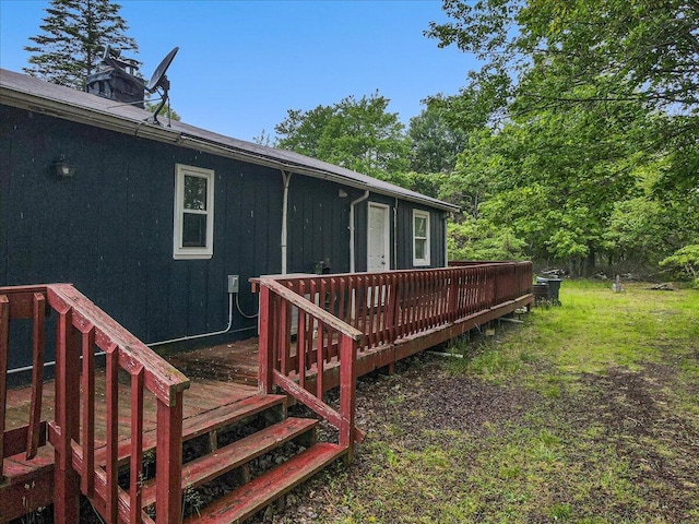 725 Clearview Dr, Long Pond, PA 18334 - back of property with a deck