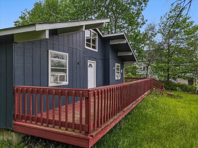 725 Clearview Dr, Long Pond, PA 18334 - view of front of home featuring a deck