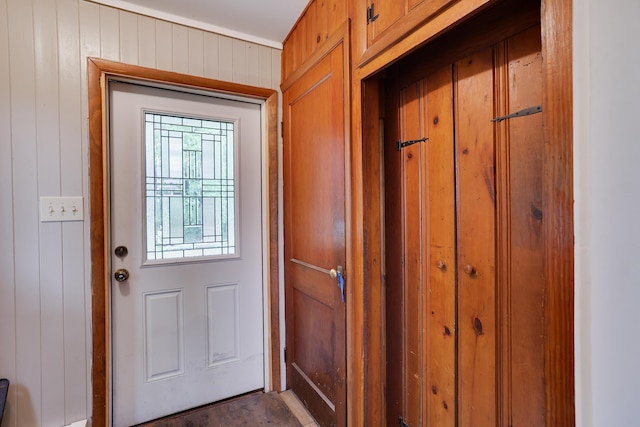 5245 Glenbrook Rd, Stroudsburg, PA 18360 - doorway to outside with wood walls