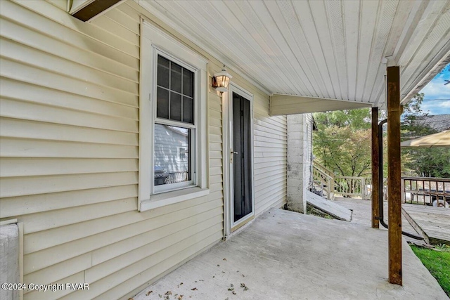 7714 Cherry Valley Rd, Delaware Water Gap, PA 18327 - view of patio