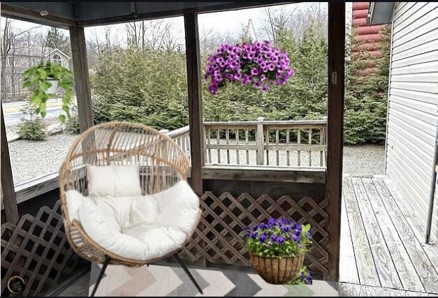 3073 Briarwood Dr, Tobyhanna, PA 18466 - view of sunroom