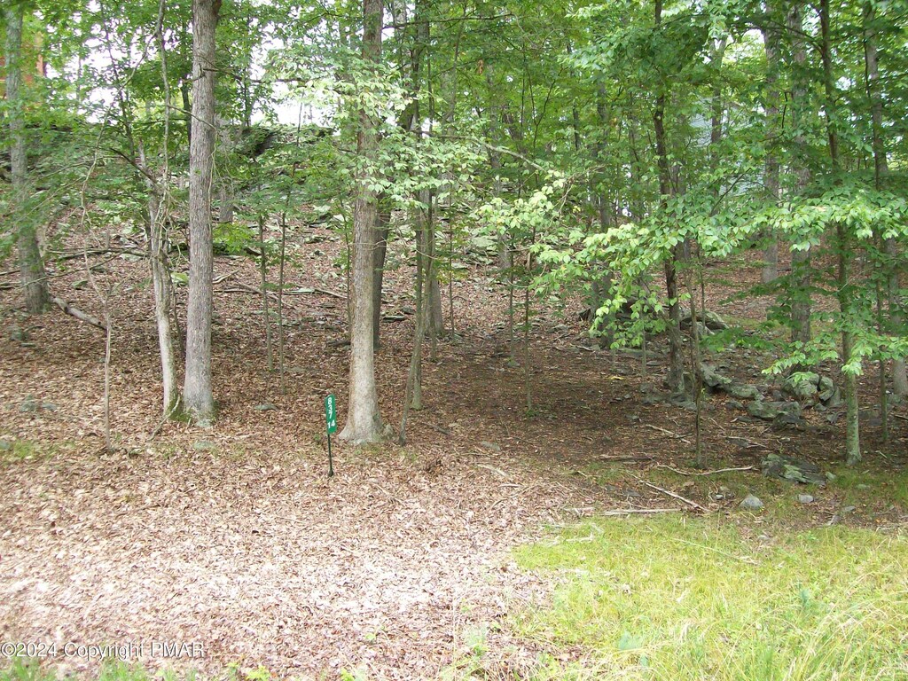LOT837 Dover Dr, Bushkill, PA 18324