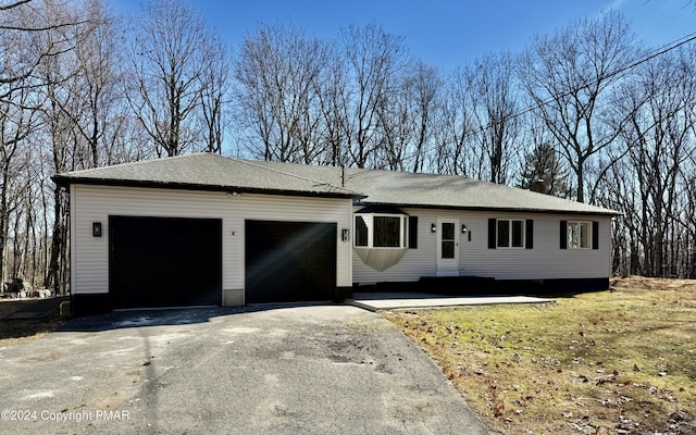 Listing photo 2 for 248 Seneca Dr, Milford PA 18337