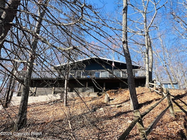 214 Mockingbird Ct, Bushkill, PA 18324 - exterior space featuring a deck