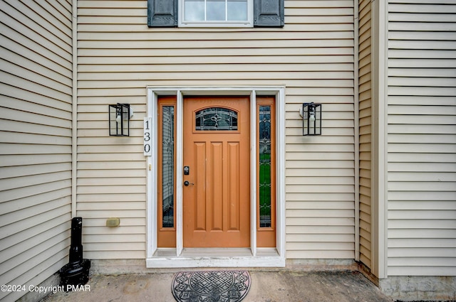 view of property entrance