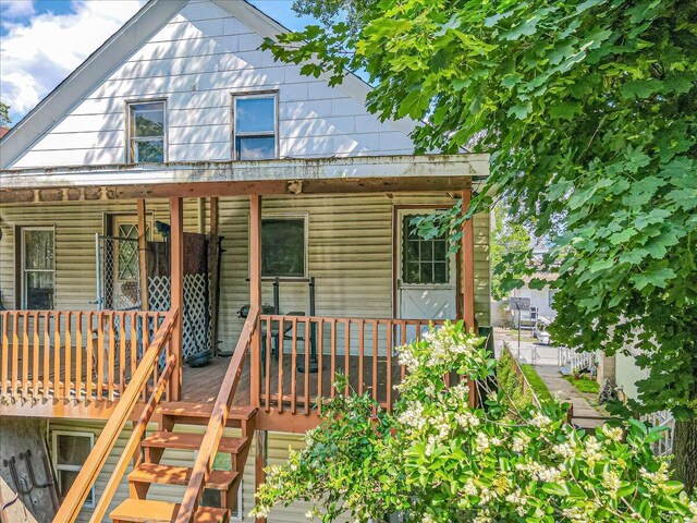 213 N St Fran Cabrini Ave, Scranton, PA 18504 - view of front facade featuring covered porch
