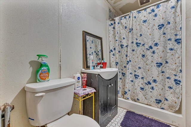 213 N St Fran Cabrini Ave, Scranton, PA 18504 - full bathroom featuring vanity, a shower with curtain, and tile patterned flooring