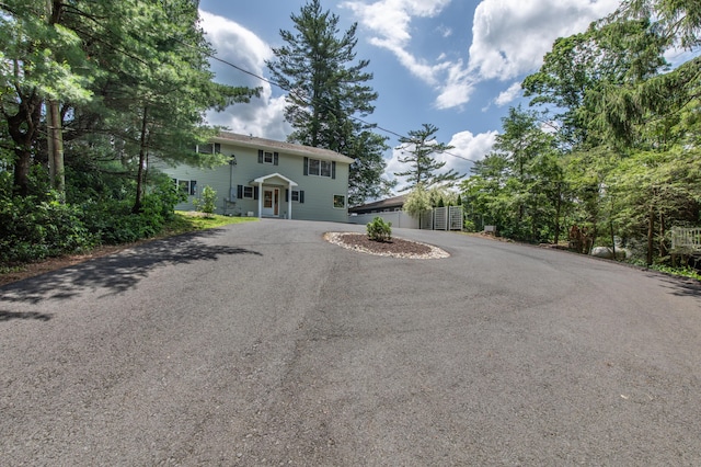 5194 S Hamilton S, Saylorsburg, PA 18353 - view of front facade featuring asphalt driveway