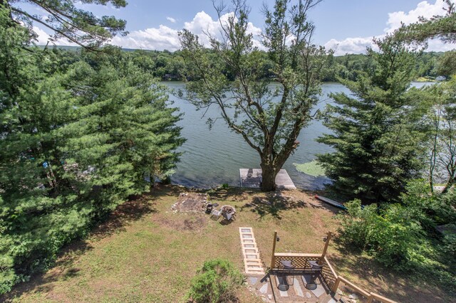 5194 S Hamilton S, Saylorsburg, PA 18353 - view of yard featuring a water view