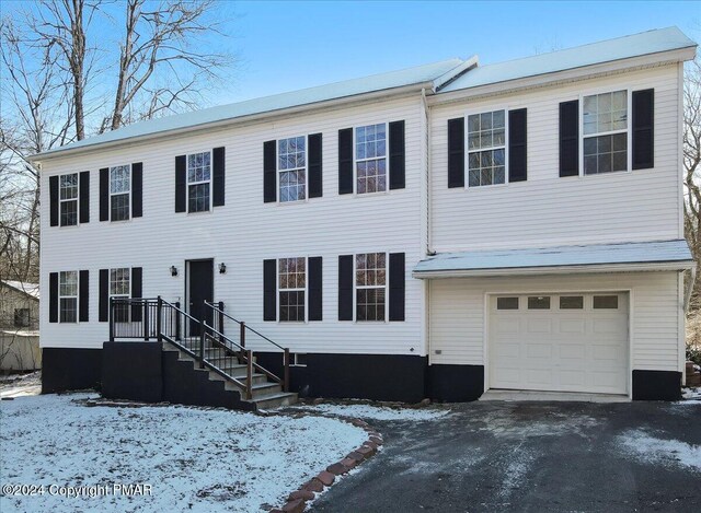 Listing photo 2 for 1312 Cambell Way, Tobyhanna PA 18466