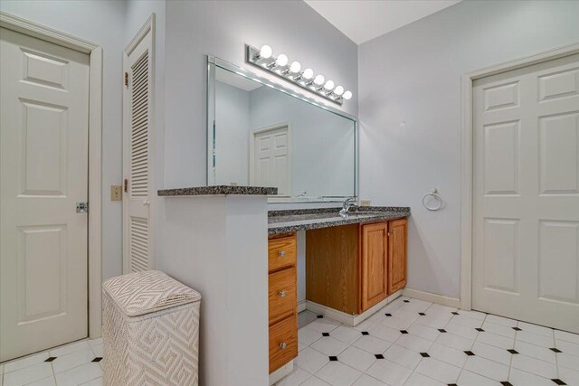 4018 Manor Dr, Stroudsburg, PA 18360