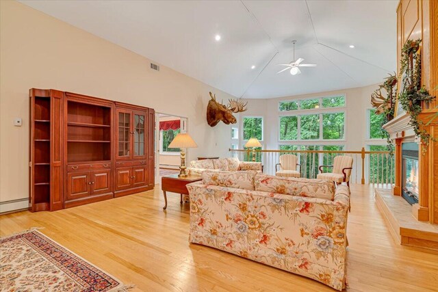 4018 Manor Dr, Stroudsburg, PA 18360