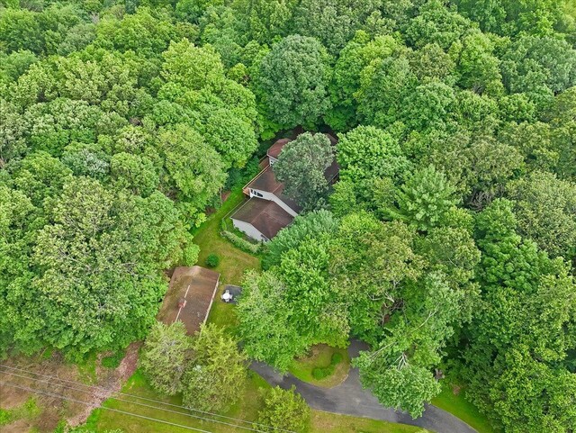 4018 Manor Dr, Stroudsburg, PA 18360